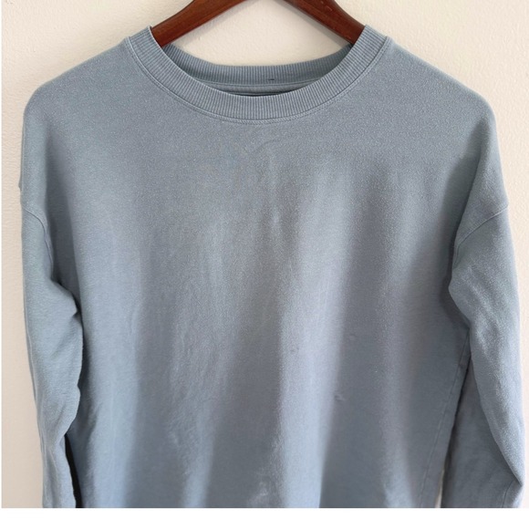 Vuori Women's Smoke Blue Oversized Laguna Crewneck Sweatshirt Size S - Picture 4 of 8